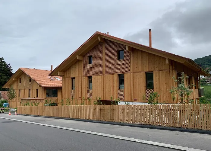 Seaside-lodge, * Spiez