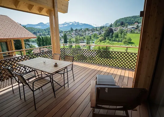 Seaside-lodge, * Spiez