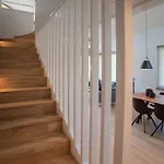 Seaside-lodge, *
